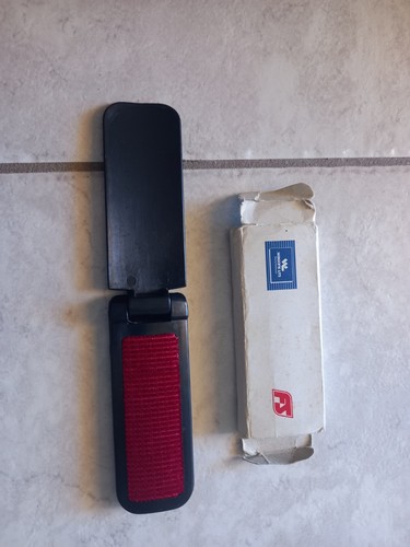 Spazzola pelucchi pieghevole - spazzola,