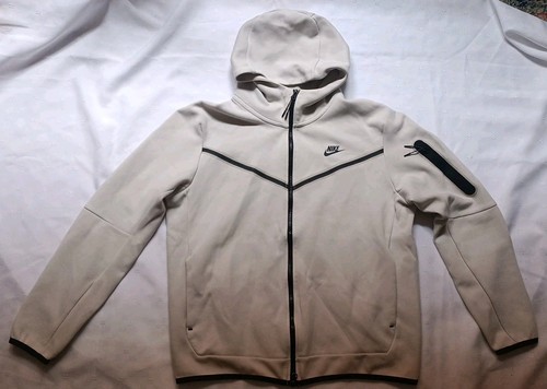 Nike tech fleece - nike, windrunner