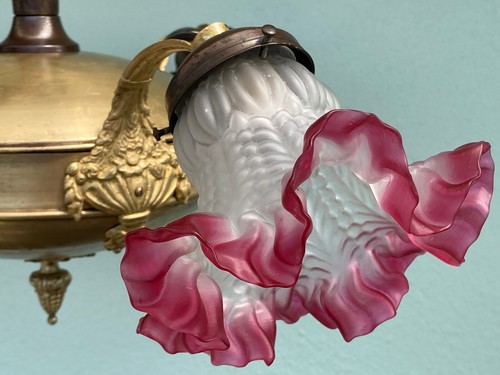 Antico lampadario vintage