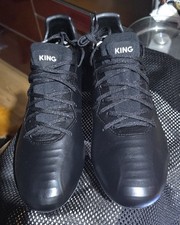 CALCIO SCARPE PUMA KING PLATINUM 44,5 NUOVE.