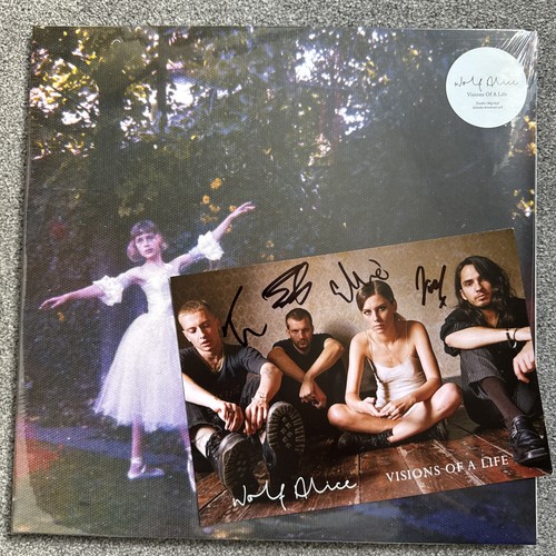 Wolf alice visions a life - alice,