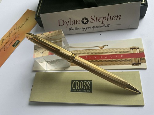 Cross pinnacle gold - gold, plated