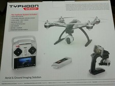 YUNEEC  TYPHOON Q500+ drone completo di accessori - perfetto