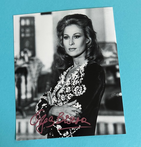 Olga bisera james - james, 007