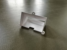 Alloggiamento riflettore luce