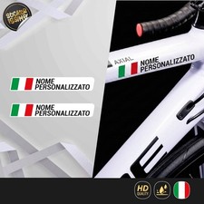 2 Adesivi Nome e Bandiera