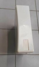 cassetta wc esterno isolata intern. con tubo scarico rovinata 