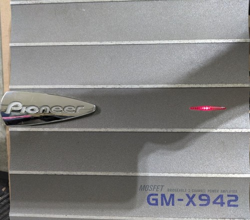 Pioneer x942 auto amplifier - pioneer,