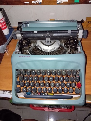 Olivetti studio - olivetti, 44