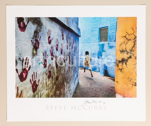 Steve mccurry boy in - -, mid