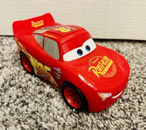 Disney pixar cars - cars, saetta