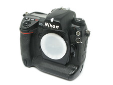 Nikon D2X 12,4 megapixel fotocamera reflex digitale solo corpo - 39.900 scatti