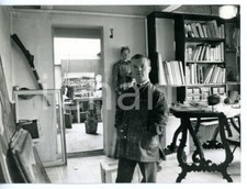 1964 TORINO Pittore Francesco TABUSSO nel suo laboratorio *Foto 18x13 cm