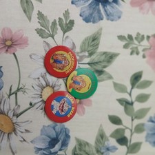 Sgorbions Metal Pins Bordo