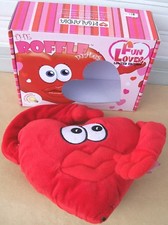 Stock 5 Cuori Che Rotolano e Danno Baci S. Valentino Nuovi