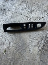 MANIGLIA PORTA PULSANTIERA PER