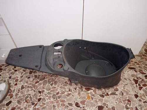 Piaggio 574275000d vano - 574275000d,