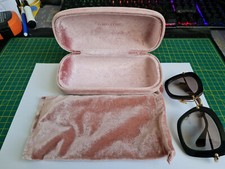 Occhiali da Solo Miu Miu SMU070