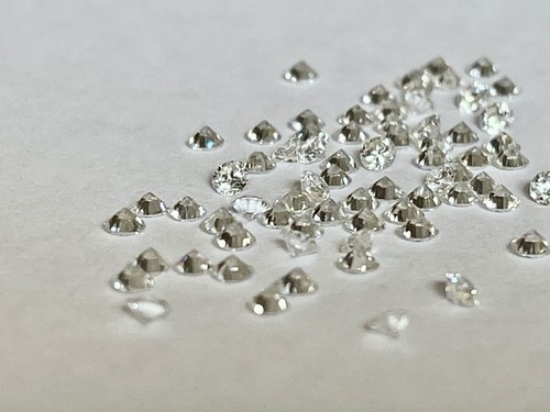 Diamante naturale 2 mm - diamante, 0,03