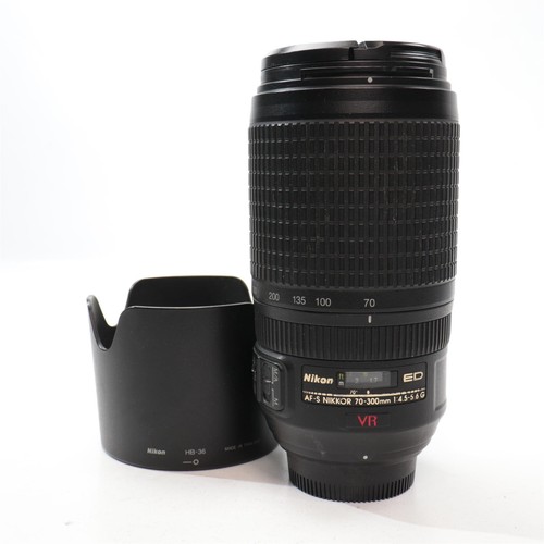 Nikon 300 5 - 70-300, mm