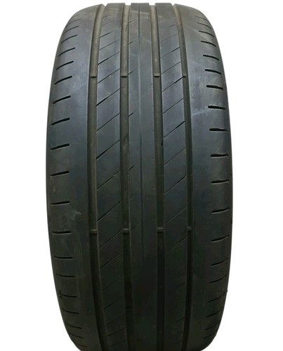 Pneumatico estivo 235 - 1, 235/40