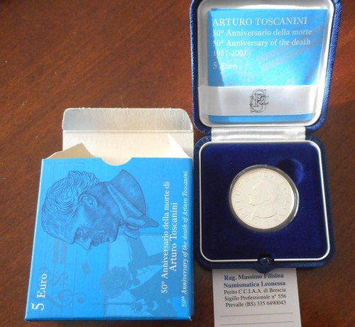 Italia repubblica 5 euro - repubblica,
