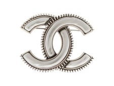 NUOVA SPILLA CHANEL LOGO CC