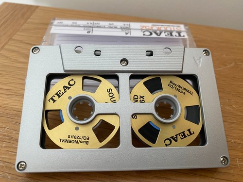 Unico nastro audiocassetta