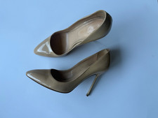 Tacchi alti Sergio Rossi beige