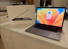 Apple MacBook Pro 15,4" Touch