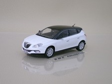 LANCiA DELTA HPE 2008 BiANCO