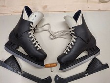 PATTINI DA GHIACCIO N° 40 PARI AL NUOVO