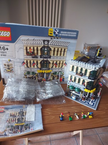 Lego 10211 grand emporium - lego,