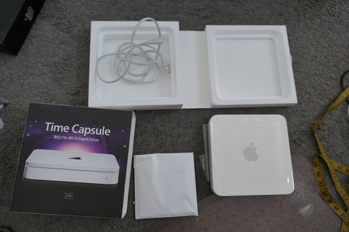 Apple time capsule - apple, esterno