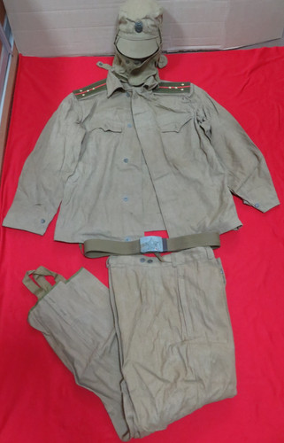 Set divise militari per - di,