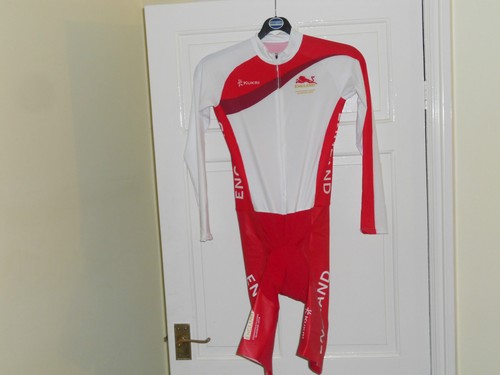 Nuovo kukri team - team, england