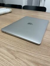 MacBook Air 13” 516gb SSD 8Gb RAM grigio + magic mouse 1 + custodia