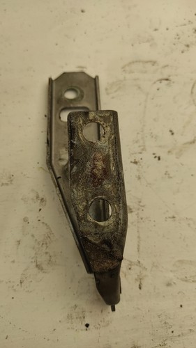 Cerniera cofano anteriore - cerniera,