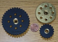 3 x ruote dentate marchiate MECCANO made in England #27a + #95 + #96 toys ottime