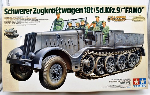 Modellino model kit montaggio