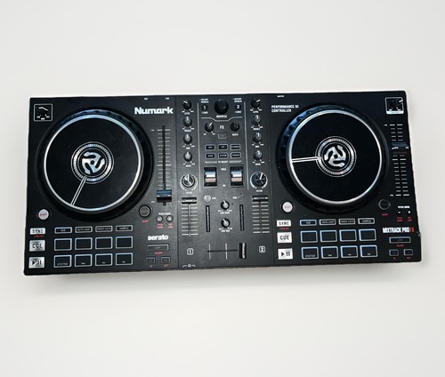 Numark mixtrack pro - pro, fx