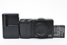 Fotocamera digitale compatta