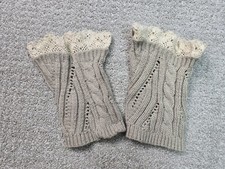 LEGGI Stivali in maglia panna