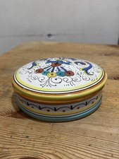 Scatola tonda in ceramica de L'Antica Deruta