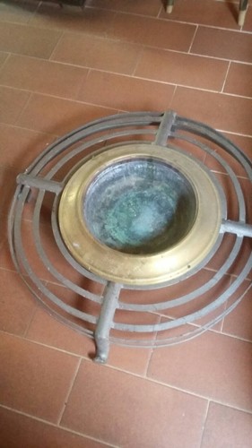 Piede braciere ferro per - piede, in