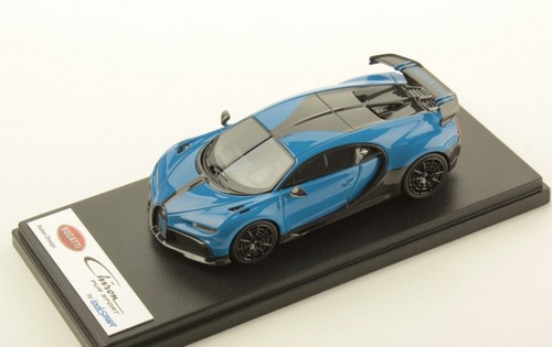 Bugatti chiron pur - chiron,