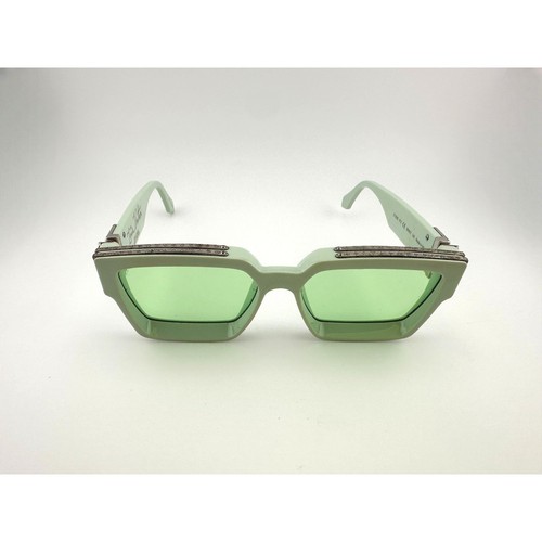 Rare mint green louis - rare,