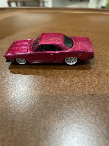 Hot wheels plymoutg - hot,