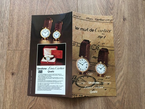 Folleto les must de - -, cartier