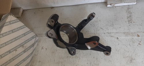Montante fusello mozzo ruota - montante,